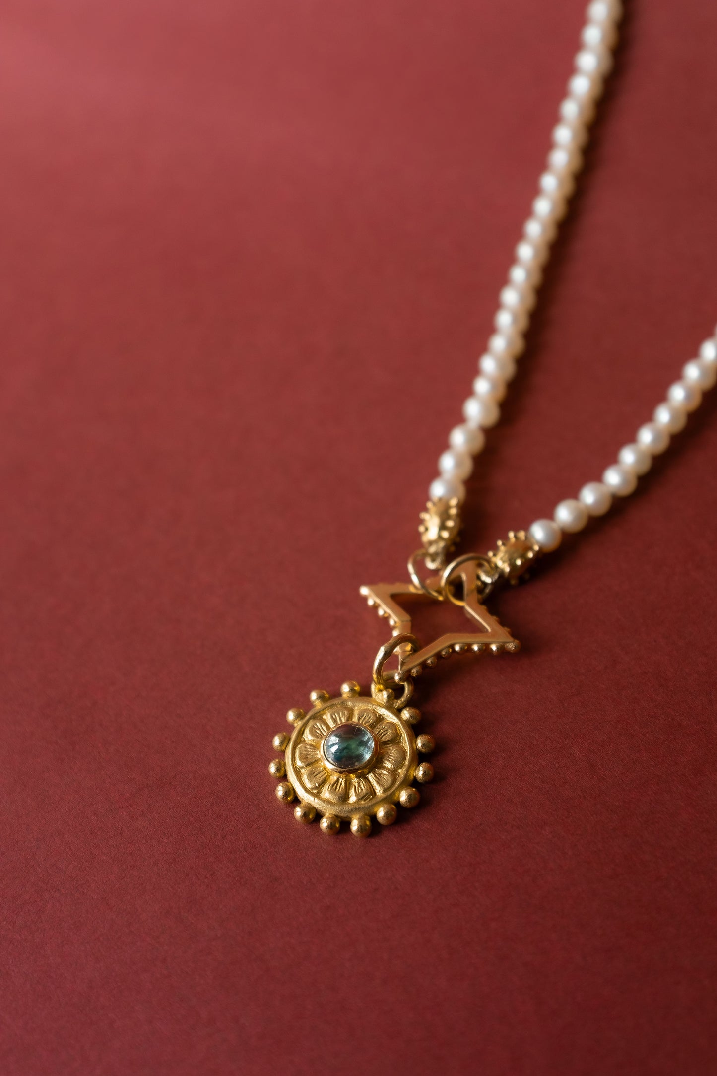 Sirens Pearl Necklace