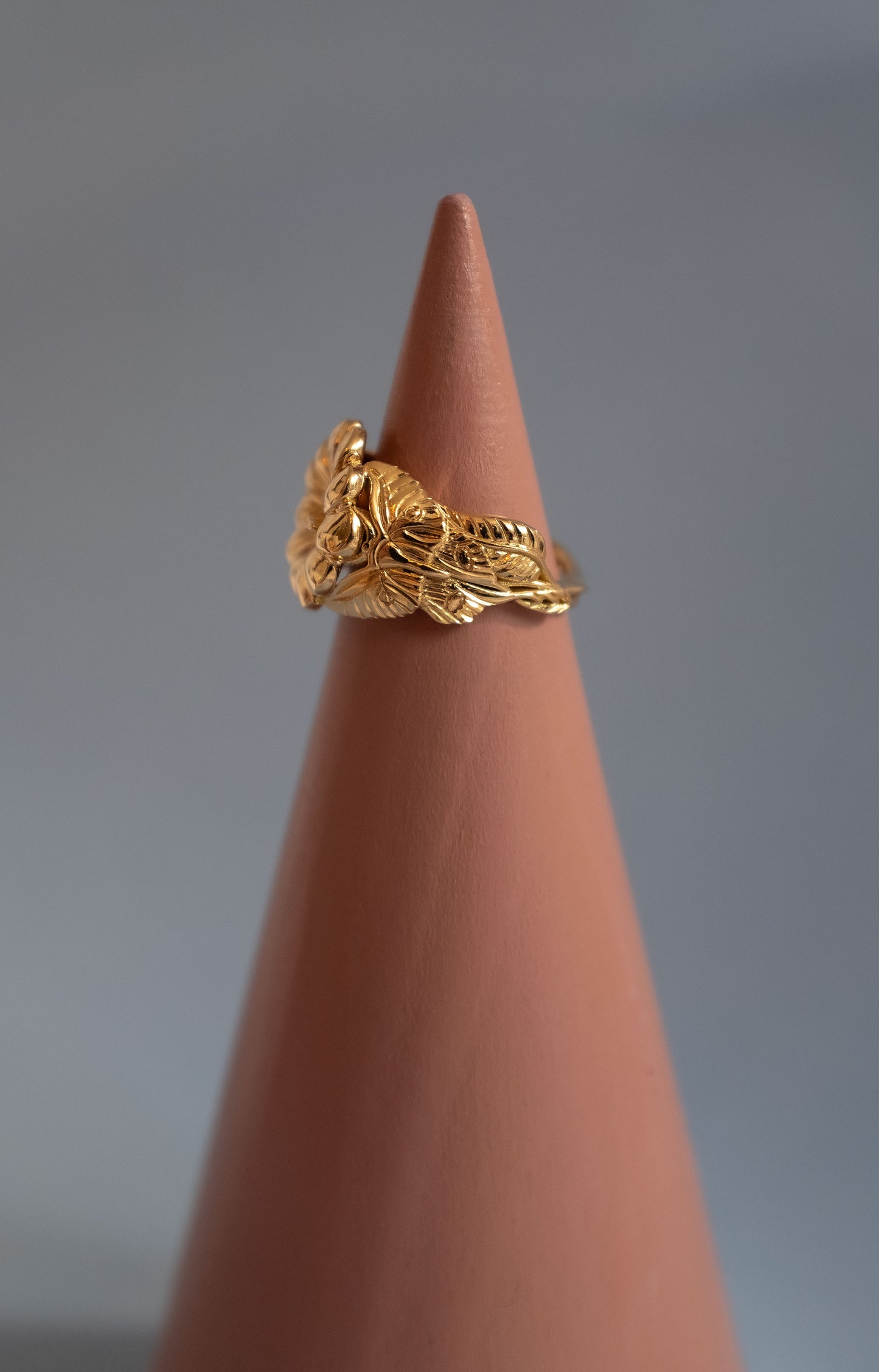 Moonflower Muse Ring