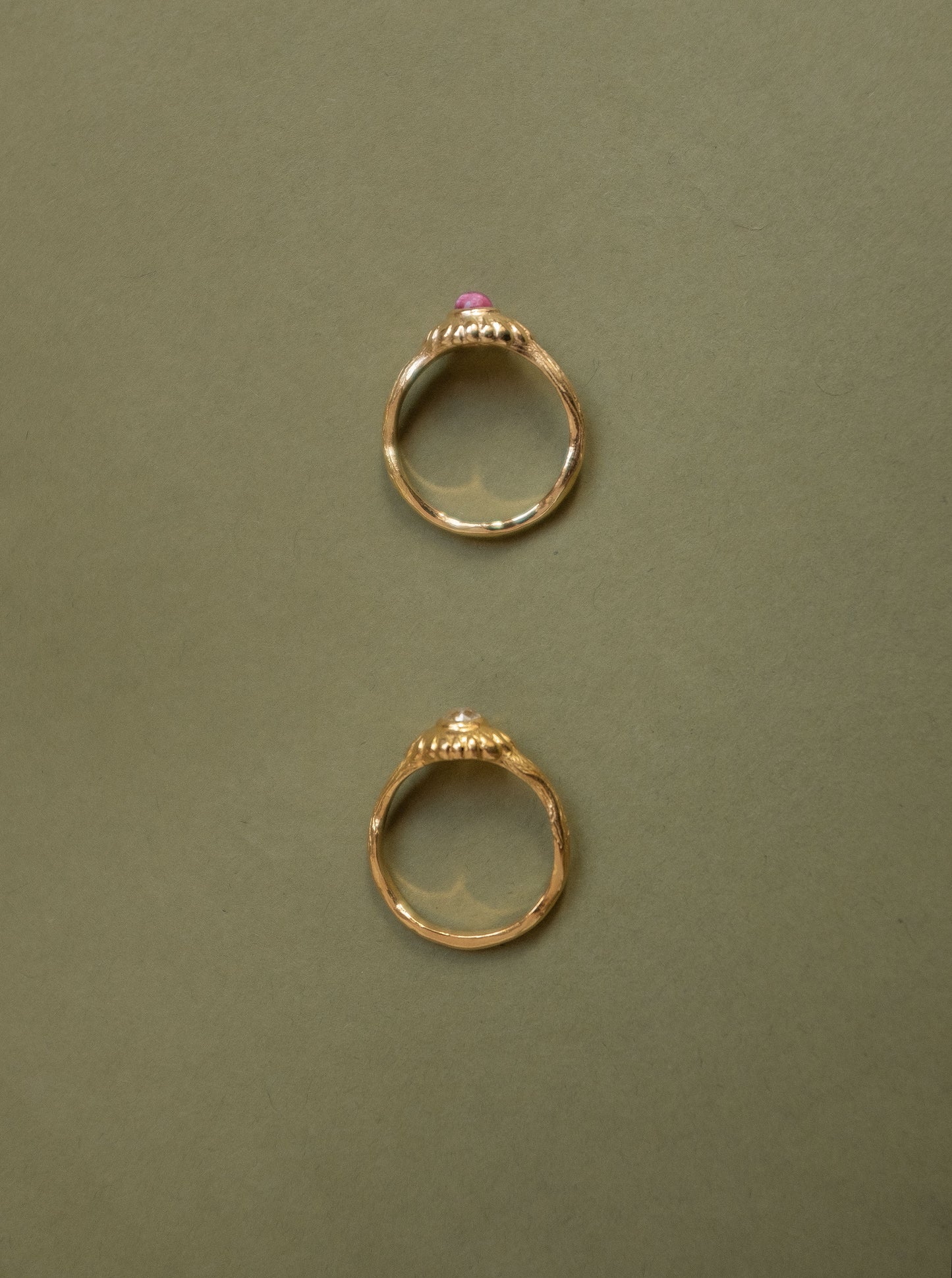The Telga Ring - Cabochon