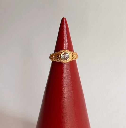 Elfin Circus Ring + Rose-cut Sapphire