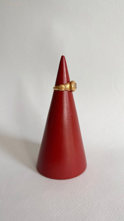 Elfin Circus Ring + Rose-cut Sapphire