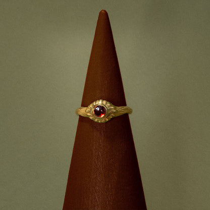 The Telga Ring - Cabochon