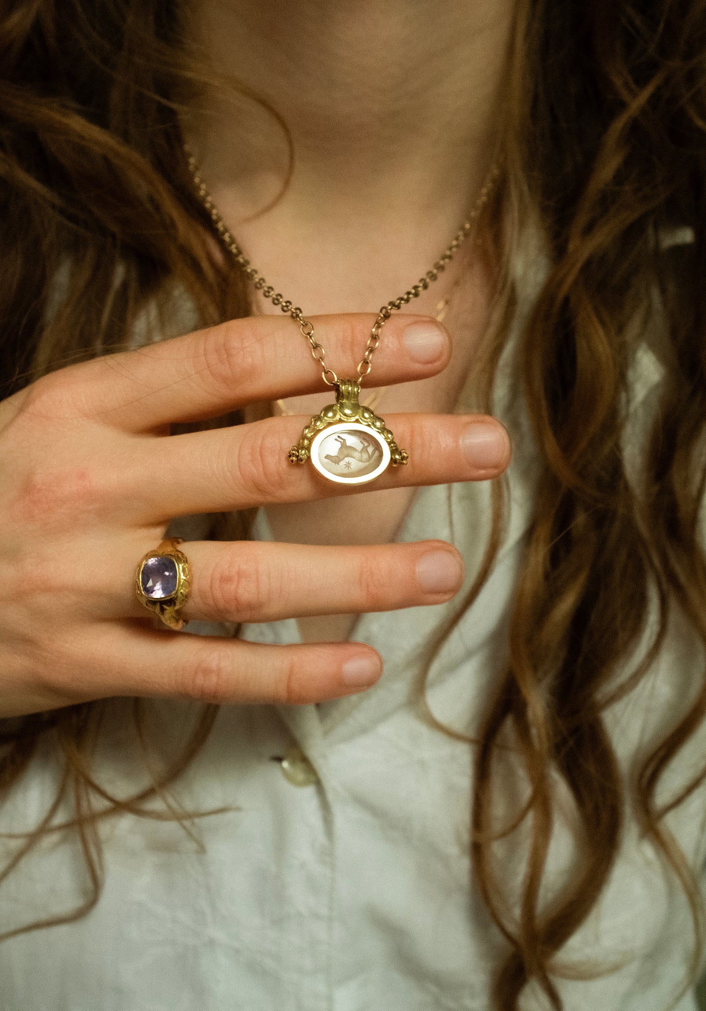 Oriel Spinner Pendant - Intaglio