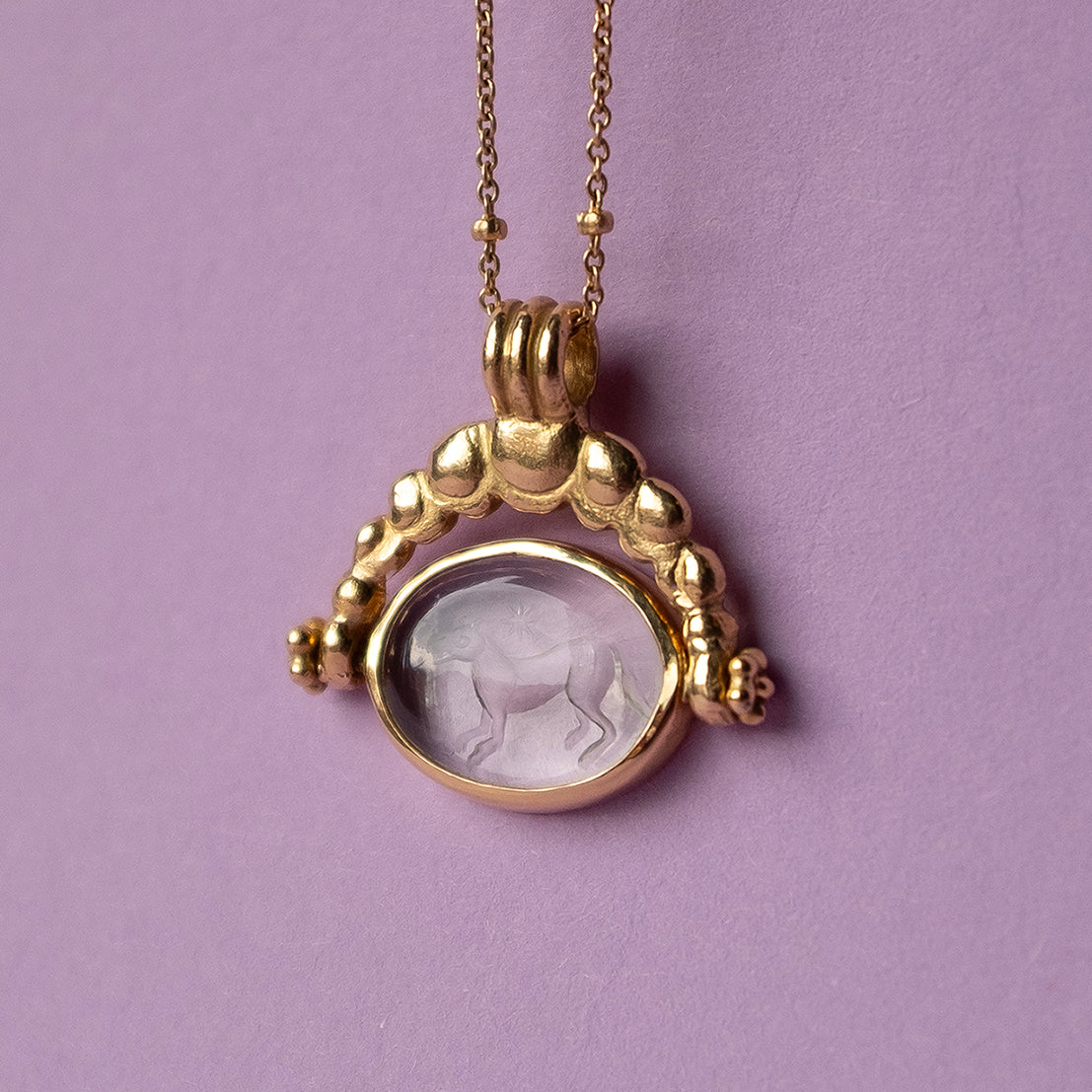 Oriel Spinner Pendant - Intaglio