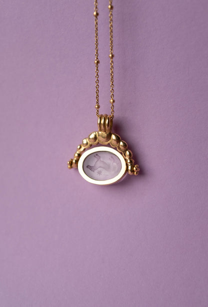 Oriel Spinner Pendant - Intaglio