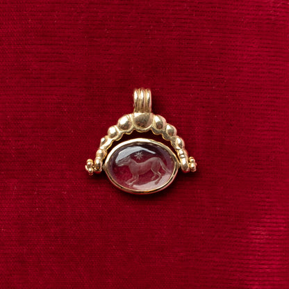 Oriel Spinner Pendant - Intaglio