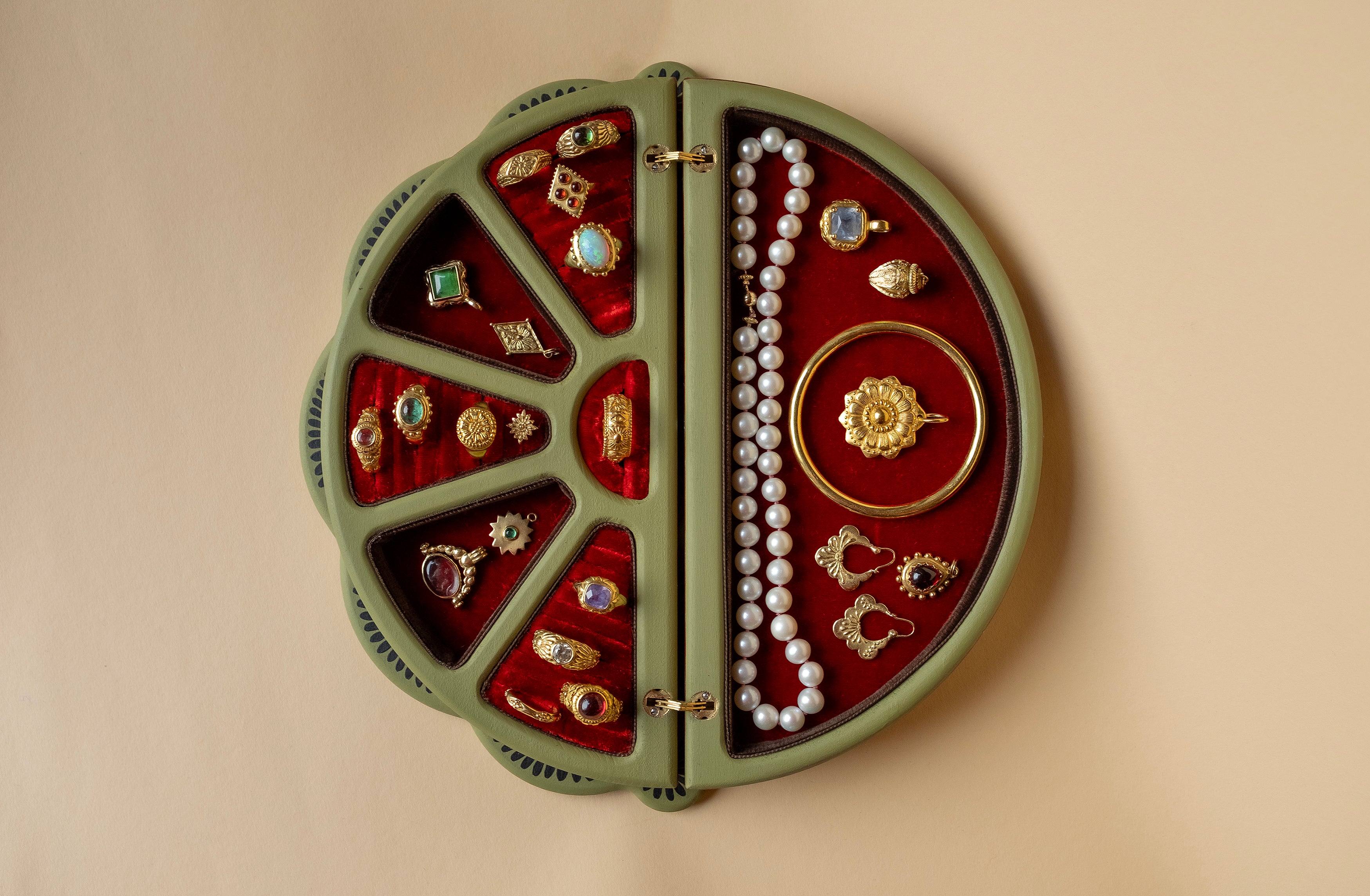 Secret Garden Jewellery Box - II – Rosa de Weerd